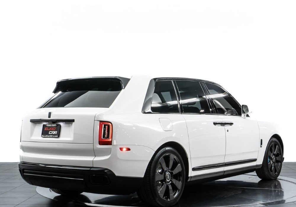 Rolls Royce Cullinan | Go Crazy Exotics Car Rentals
