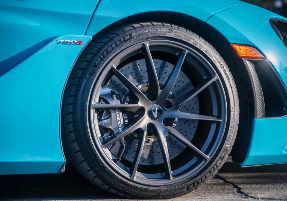 Mclaren 720s | Go Crazy Exotics Car Rentals